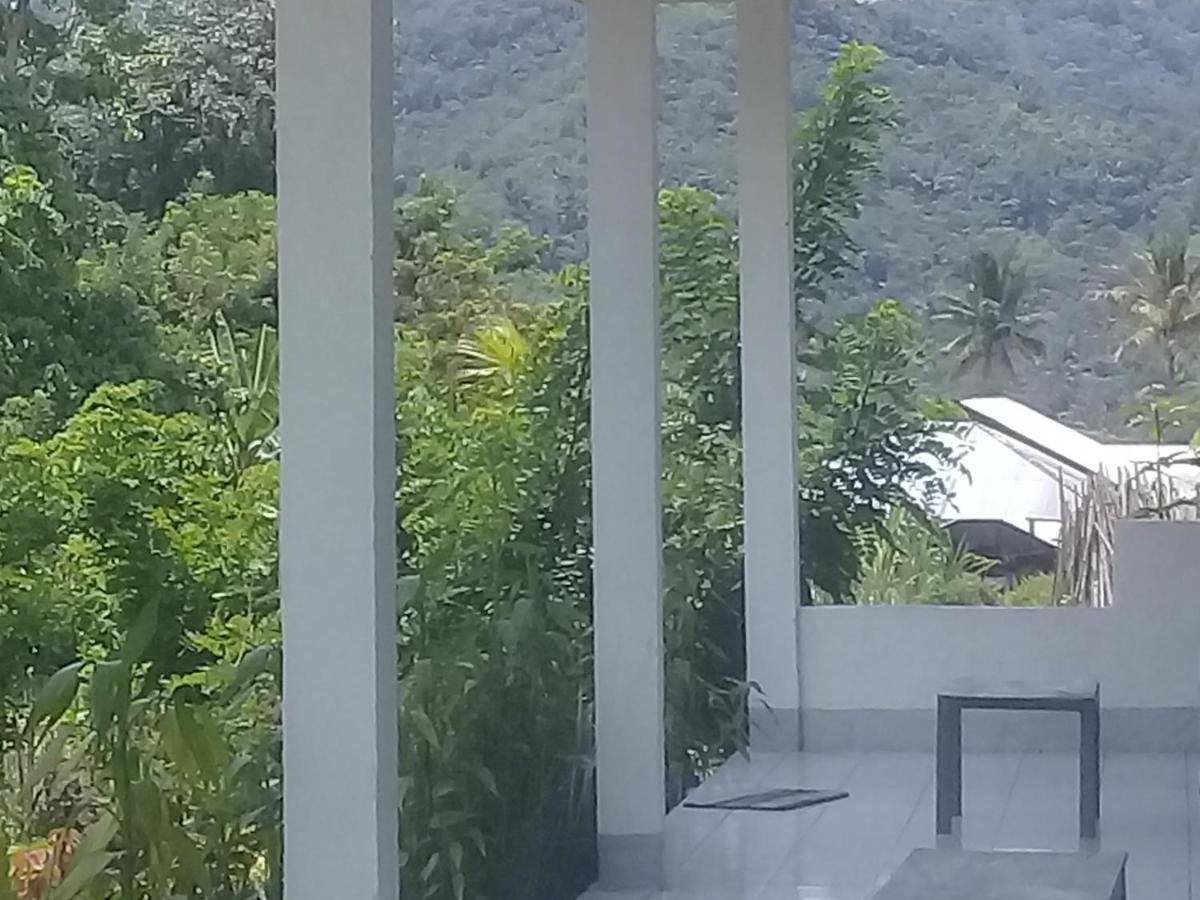 Hidayah Homestay Kelimutu Ngoại thất bức ảnh
