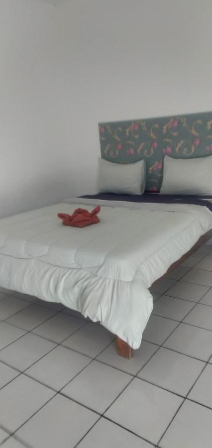 Hidayah Homestay Kelimutu Ngoại thất bức ảnh