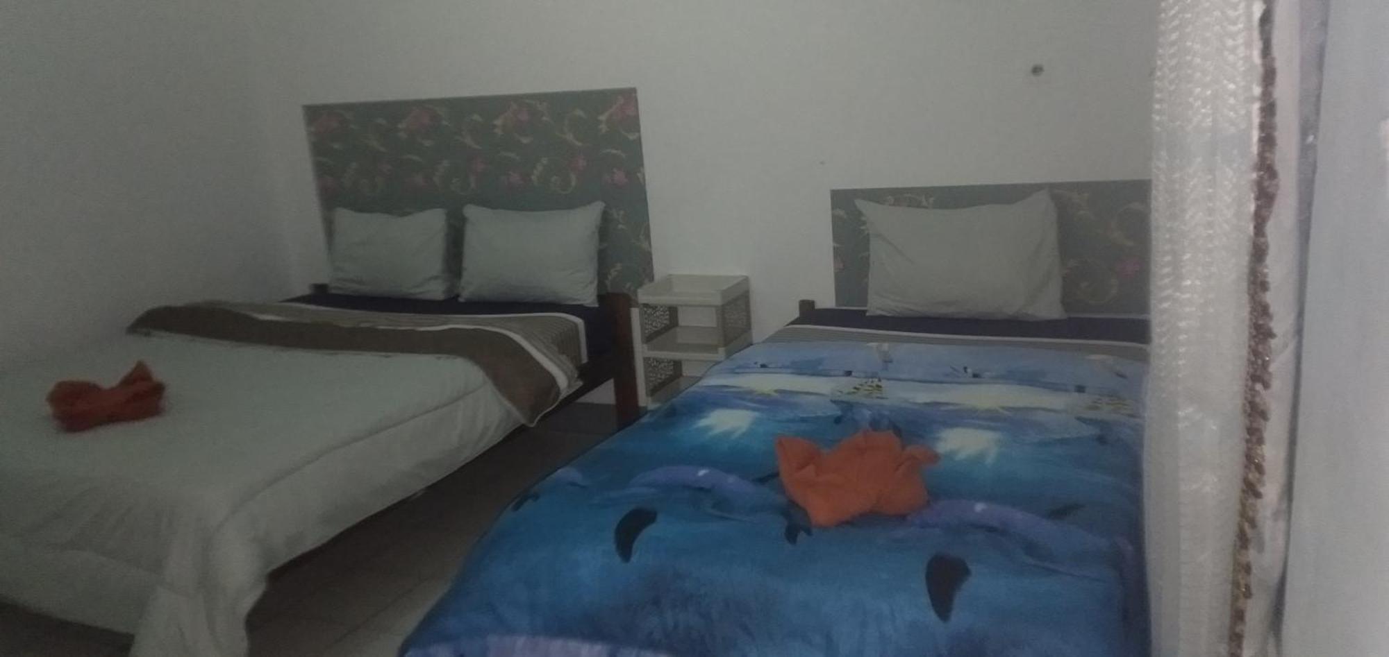 Hidayah Homestay Kelimutu Ngoại thất bức ảnh