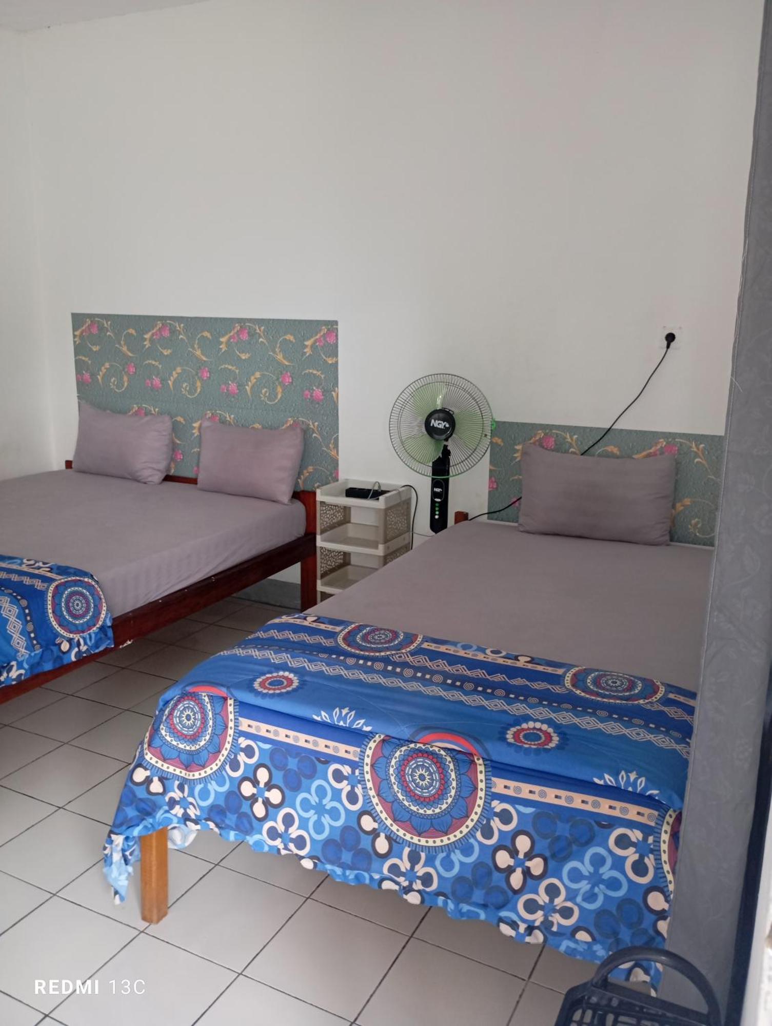 Hidayah Homestay Kelimutu Ngoại thất bức ảnh