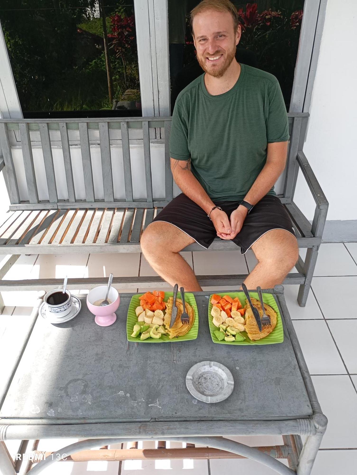 Hidayah Homestay Kelimutu Ngoại thất bức ảnh